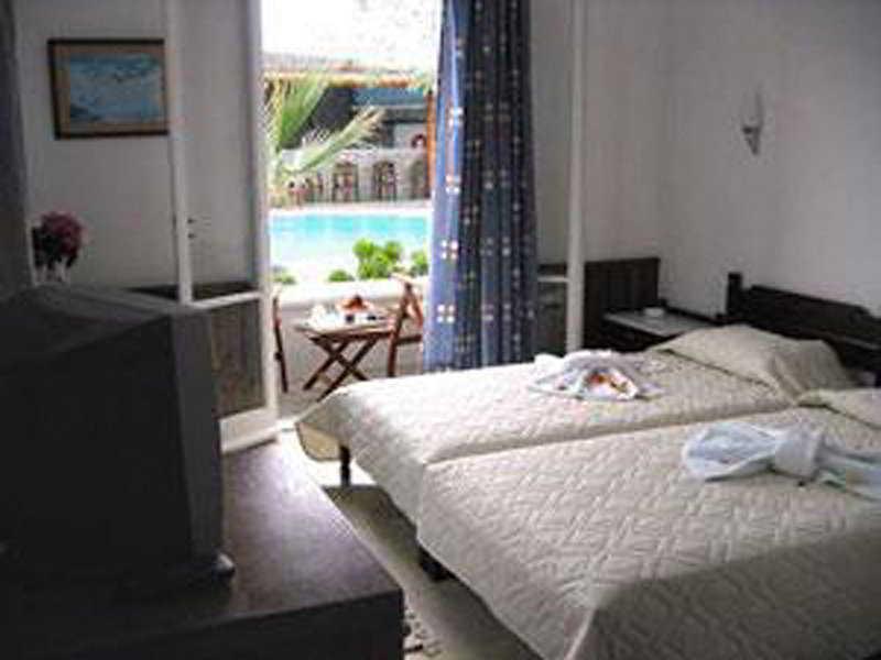 Vanilla Hotel Ornos  Exteriör bild